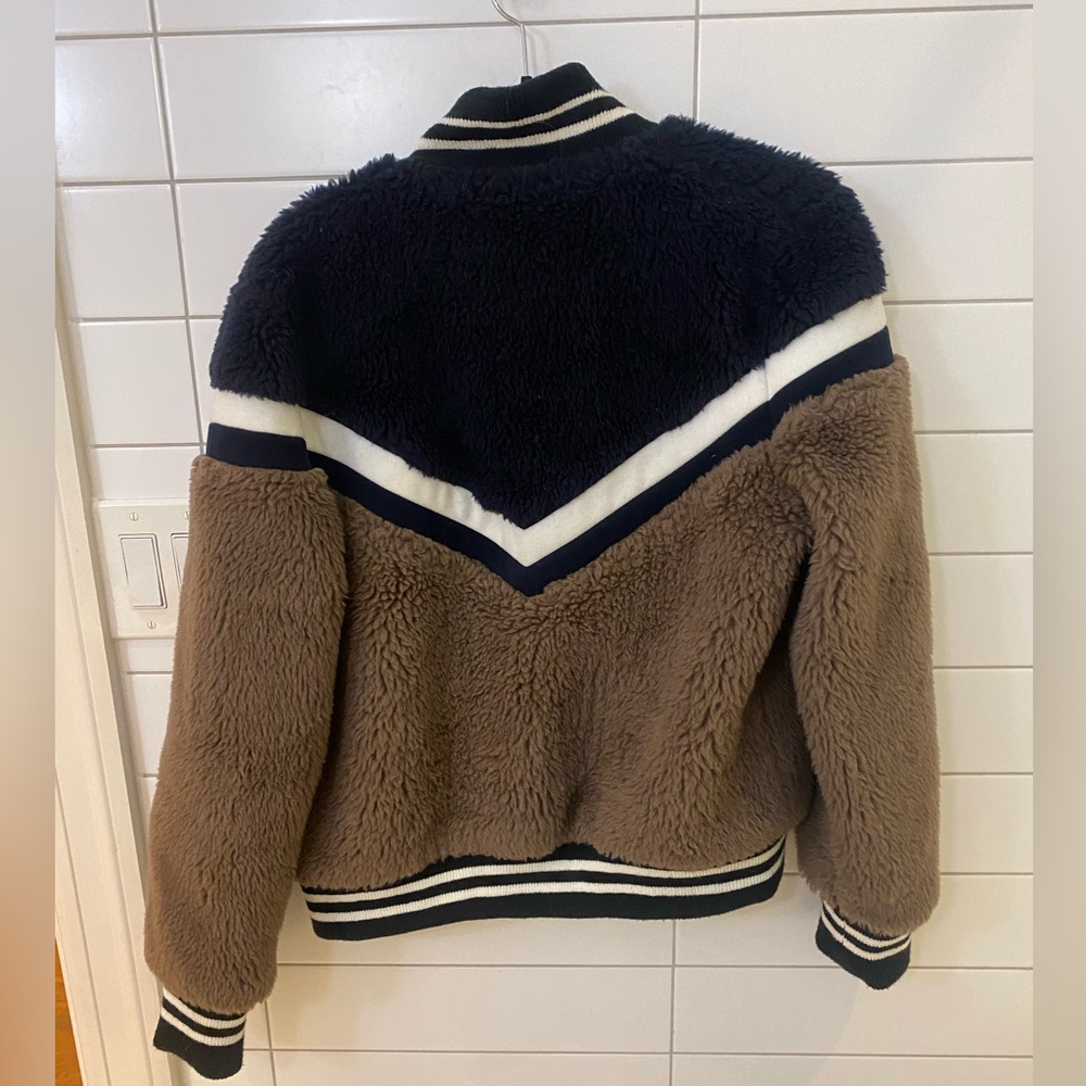 Essentiel Antwerp - Fluffy Button Up Bomber Jacke… - image 2